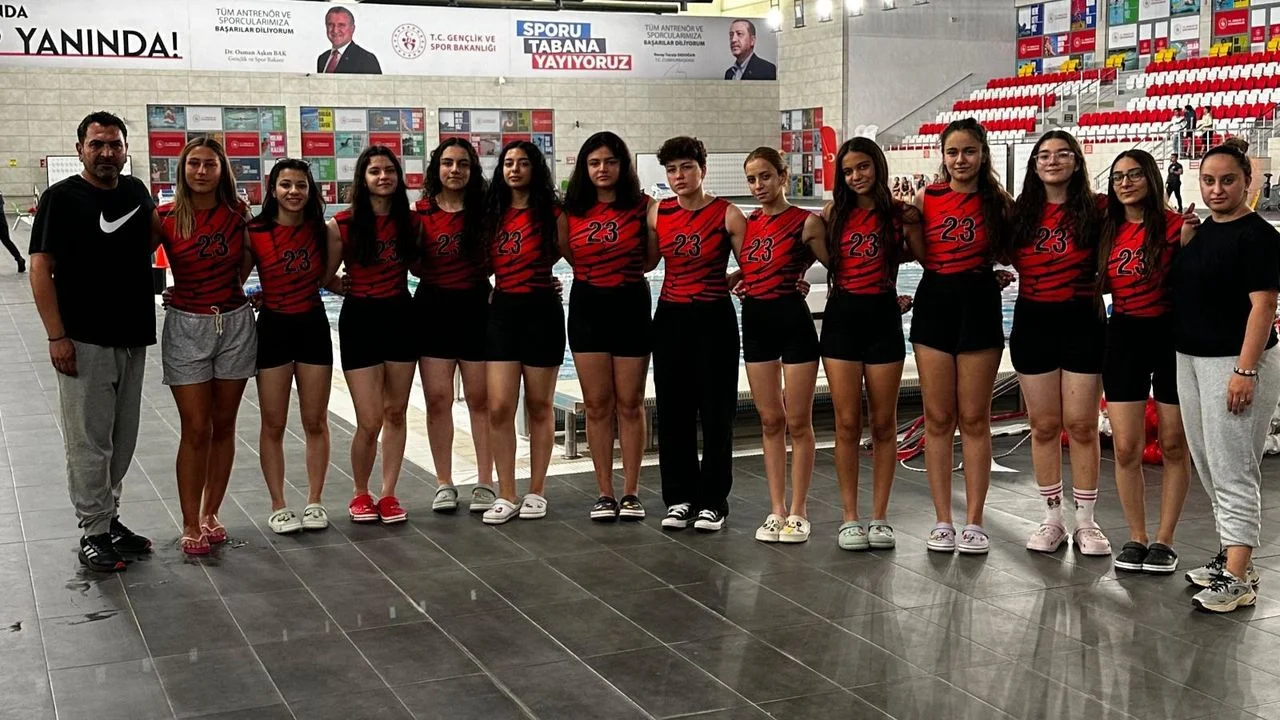 Elazığ GSK’nın Altyapı Zaferi: U20 Kadın Voleybol Takımı Play-Off’ta