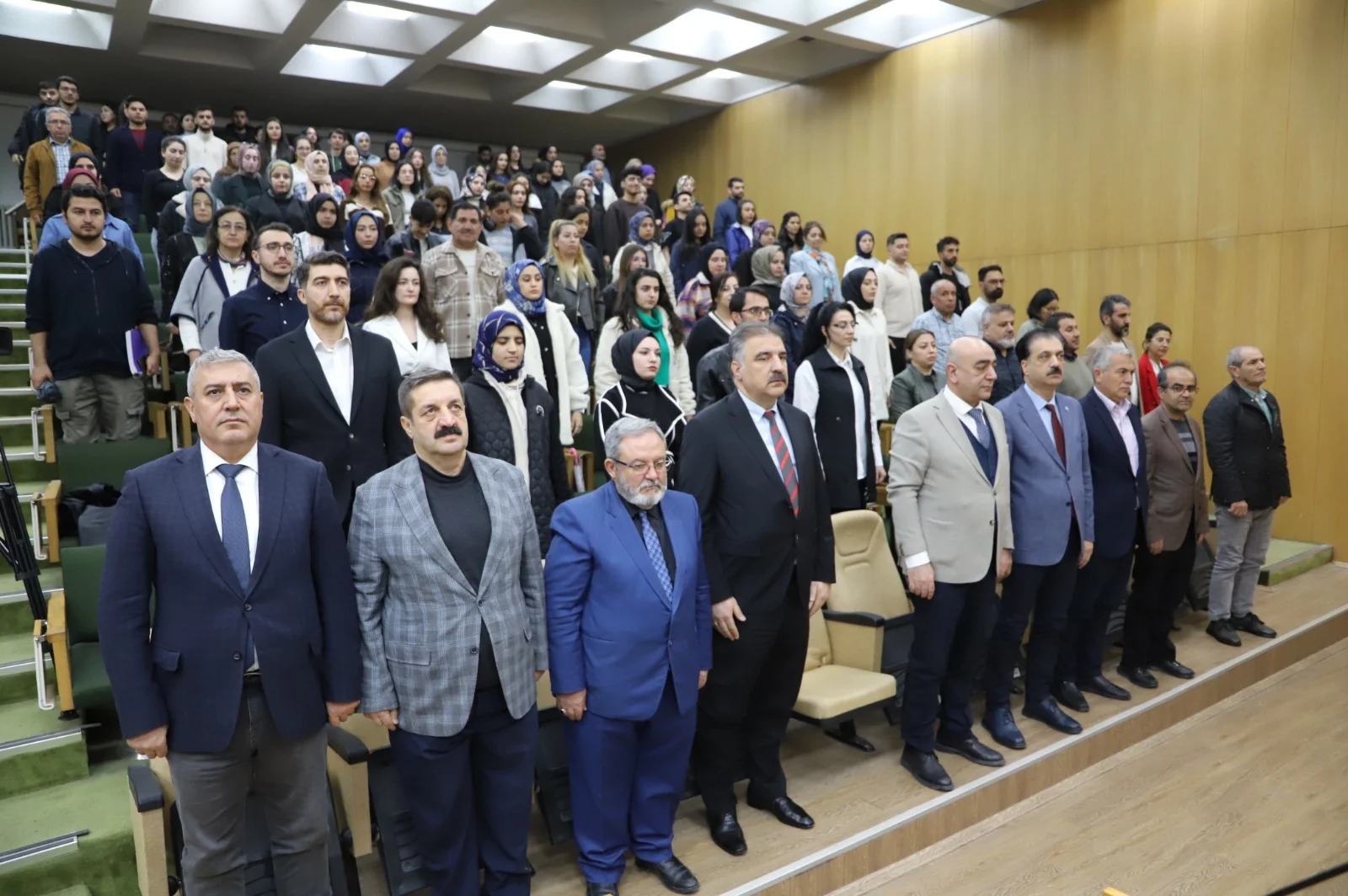 F.Ü. “Çanakkale Savaşlarının 110. Yıl Dönümü” Konulu Konferans Düzenlendi