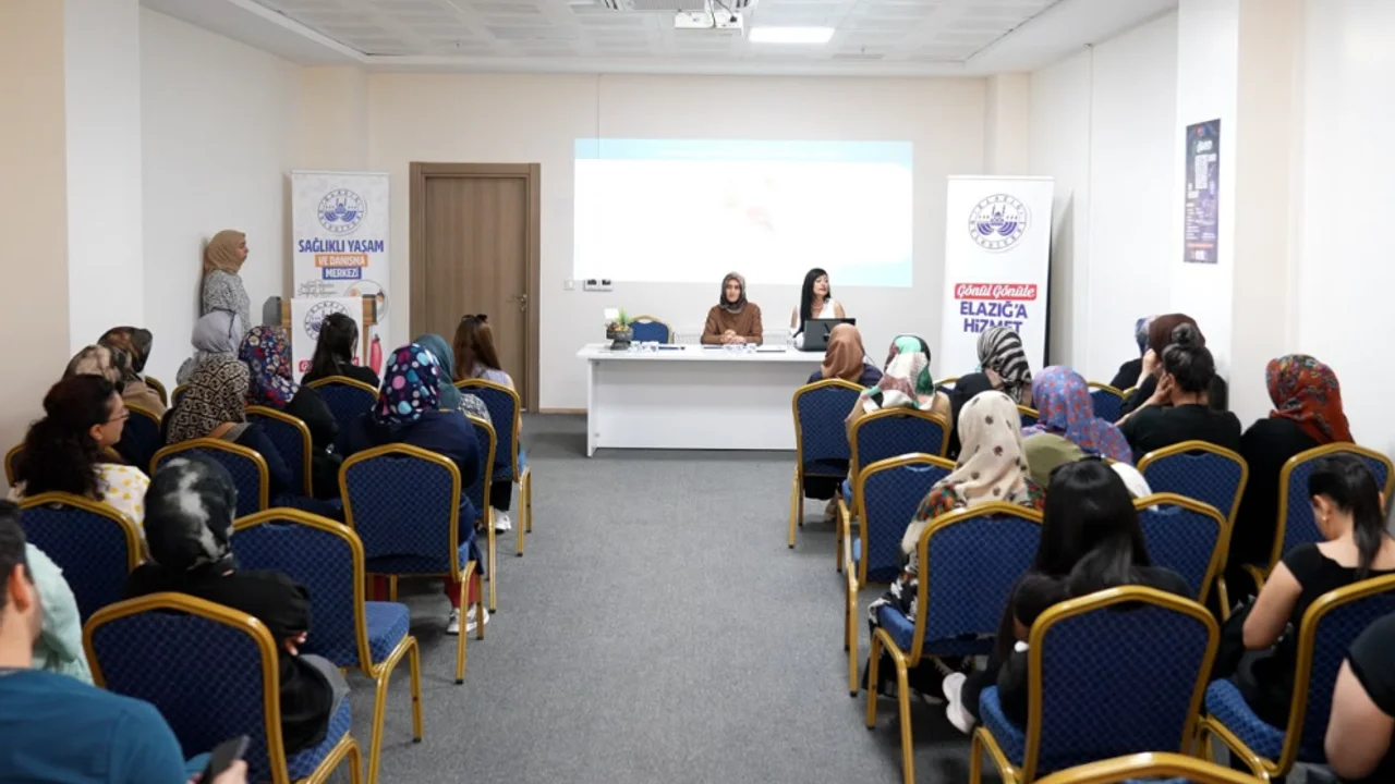 Elazığ’da Dünya Emzirme Haftası’na Özel ‘Anne Sütü’ Semineri