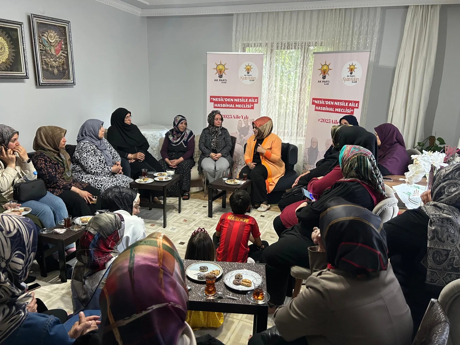 Burcu Tüver: “Aile Yapımızı Korumak ve Güçlendirmek İçin Kararlılıkla Çalışıyoruz”