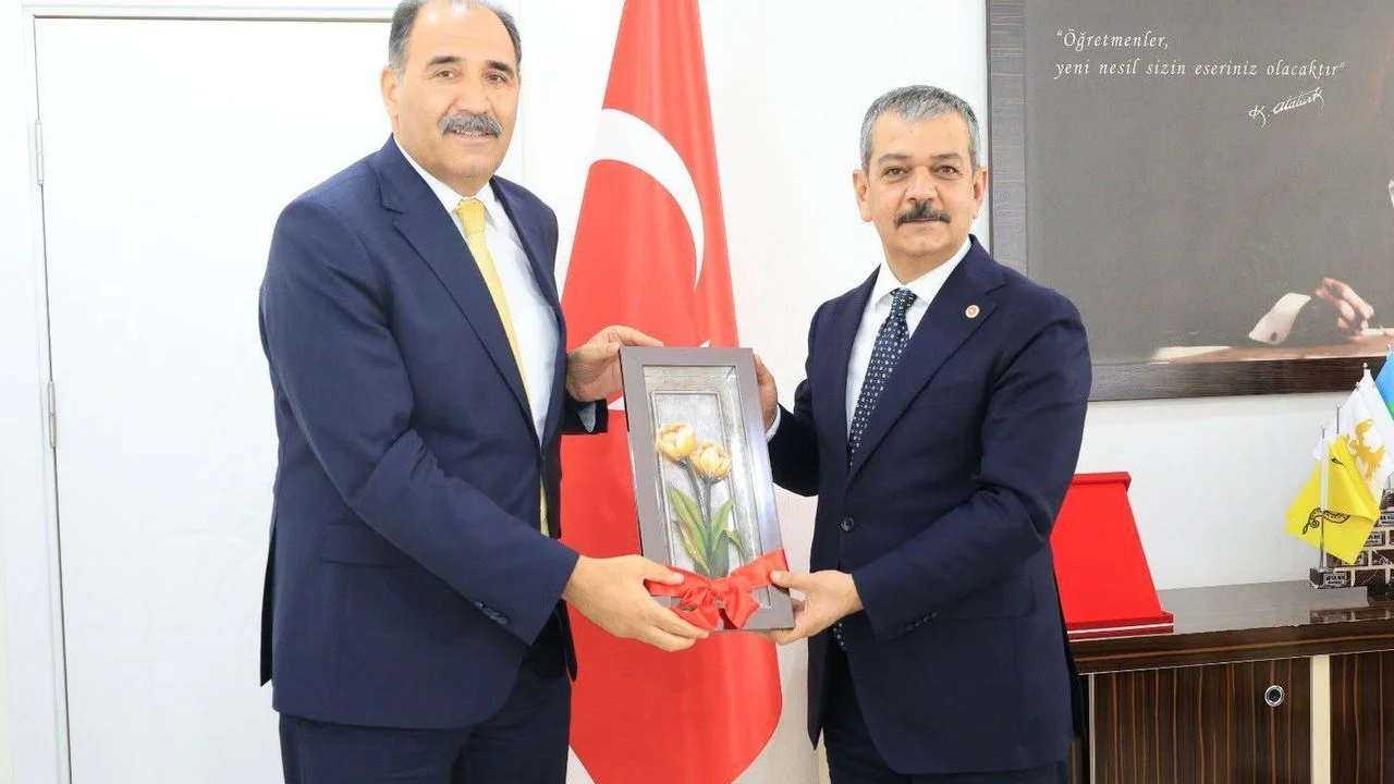 AK Partili Keleş’ten İl Milli Eğitim Müdürü Aziz Gün’e Ziyaret: Eğitimde Hedefler Masaya Yatırıldı