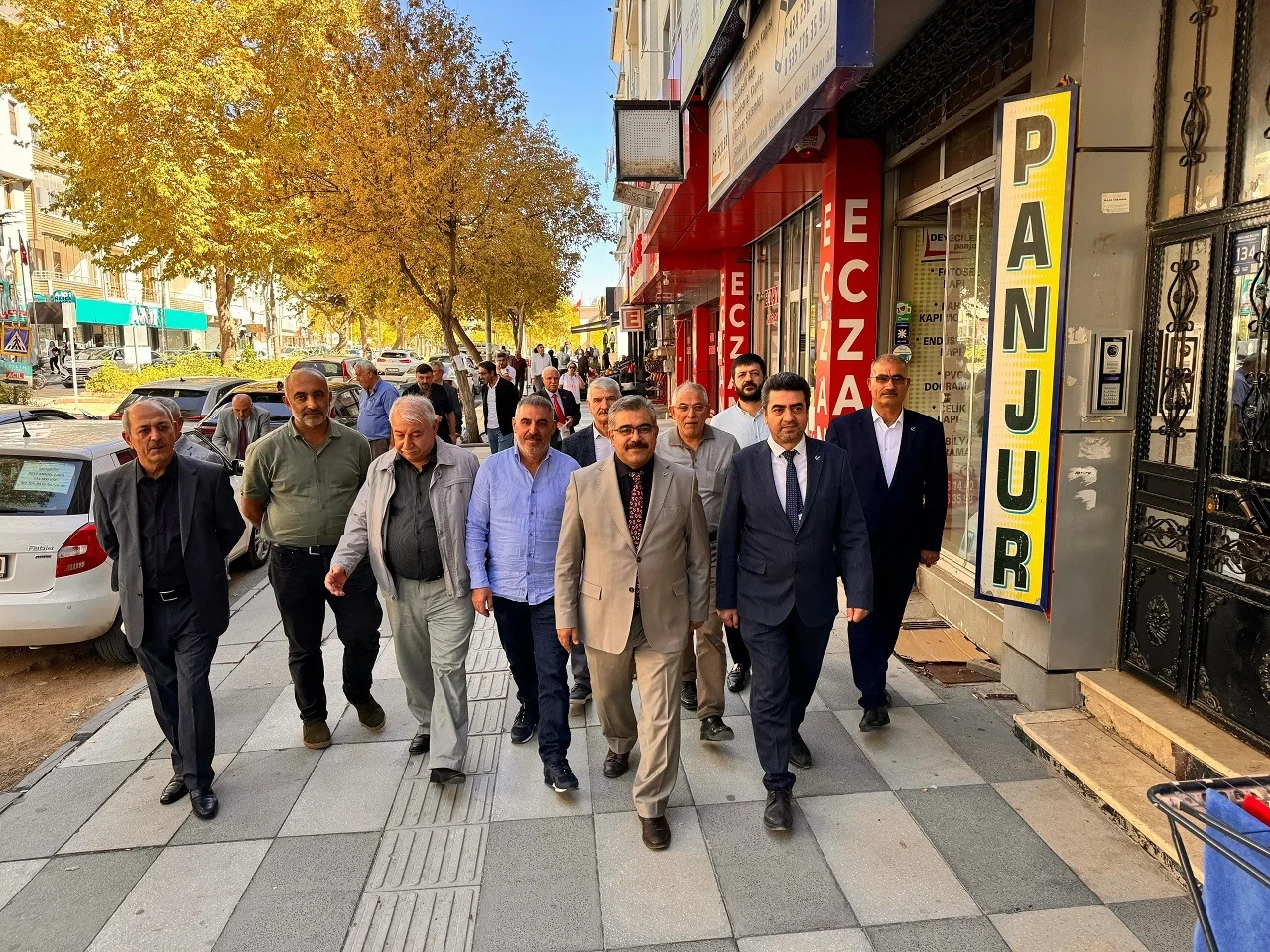 Yeniden Refah Partisi Yıldızbağları Mahallesi’nde Esnaf ve Vatandaşları Ziyaret Etti