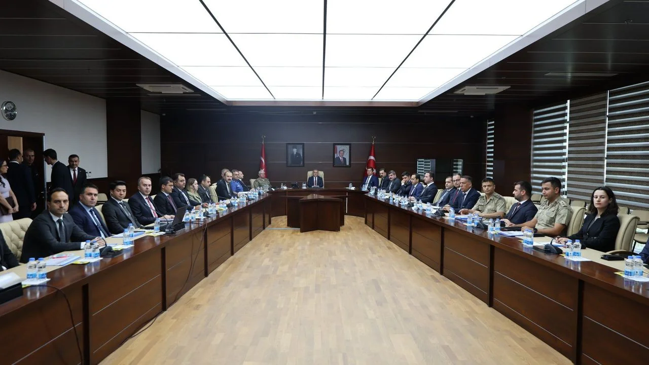 Elazığ’da Güvenlik Zirvesi: Huzur ve Asayiş İçin Koordinasyon Mesajı