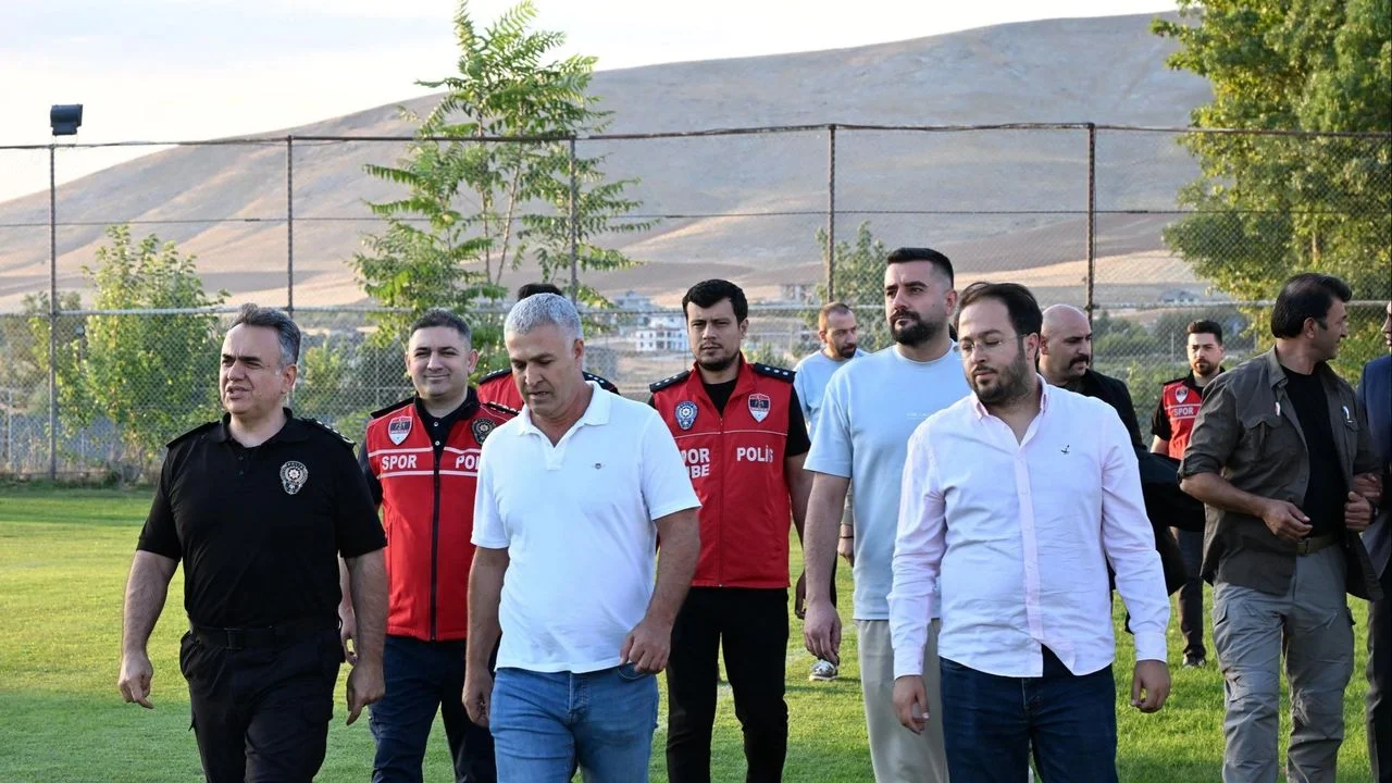 Emniyet Müdürü Aydın Karan’dan Elazığspor’a Moral Ziyareti