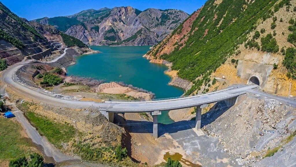 Kiğı-Yedisu Yolu Projesi 2027’ye Ertelendi, Maliyet 10 Milyar TL’yi Aştı