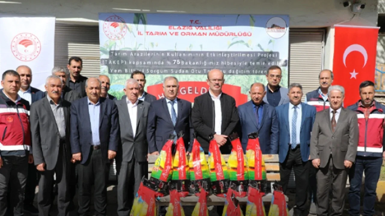 Elazığ’da Çiftçiye 4.8 Ton Tohum Desteği: 960 Dekar Alanda Sorgum Sudan Otu Üretilecek