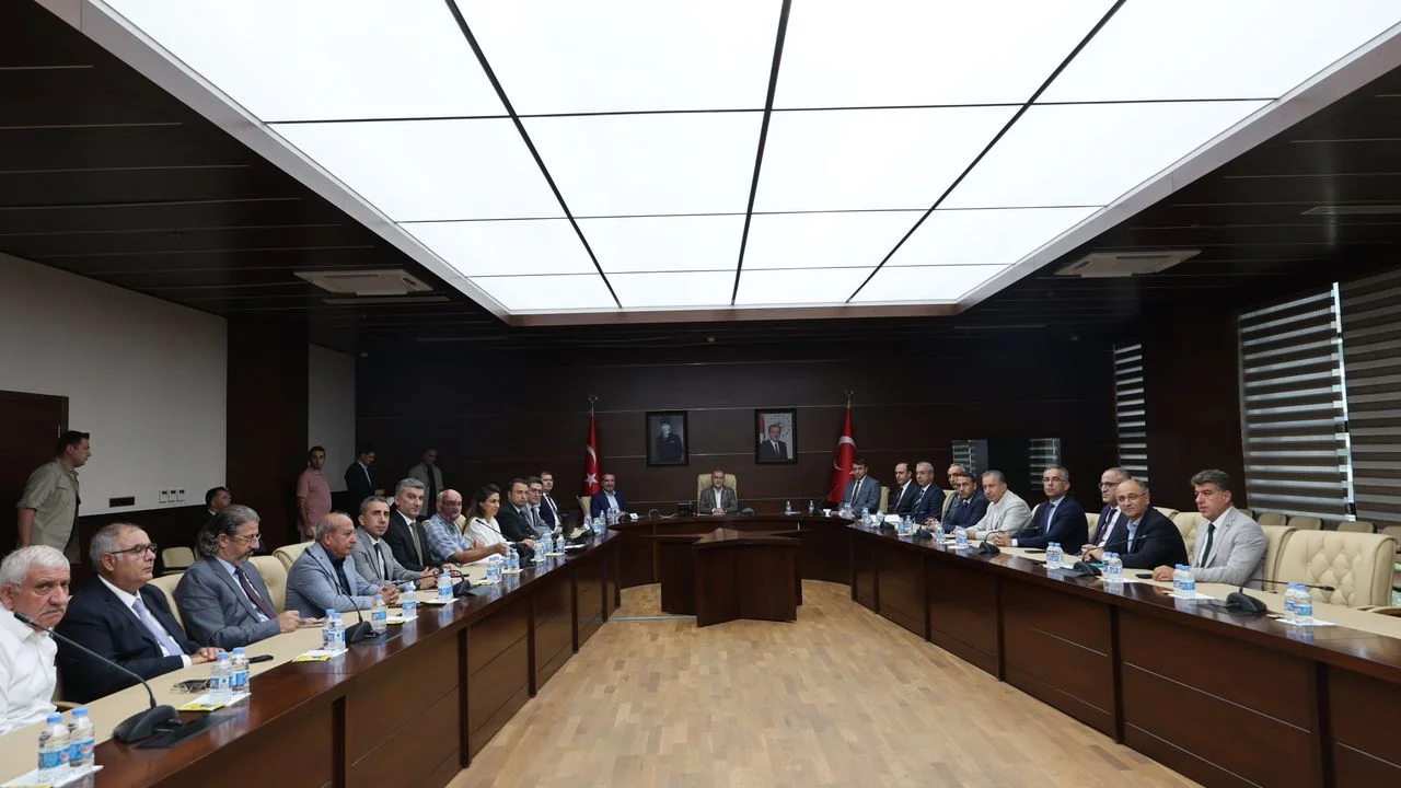 Elazığ’da Ekonomik Hamle: Yatırım Ortamı Masaya Yatırıldı
