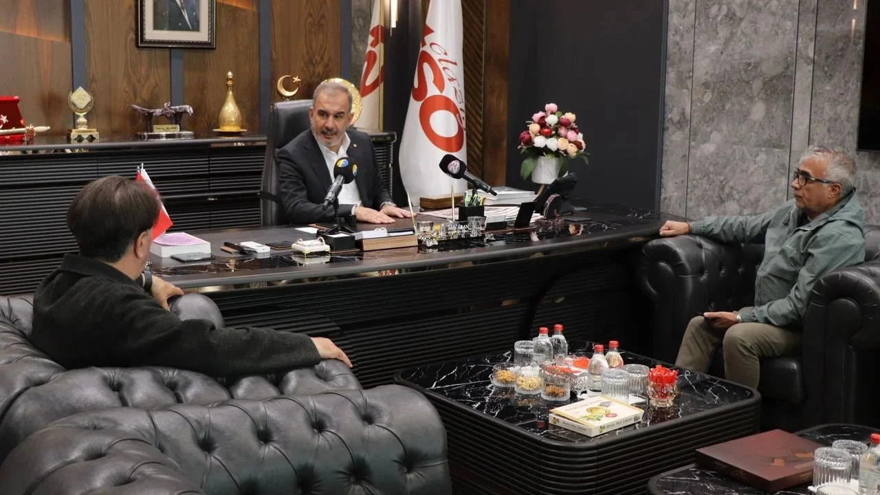 Başkan Alan; “Sayın Valimizle Elazığspor’a Destek Kapmanyası İle İlgili Yol Haritamızı Belirledik”