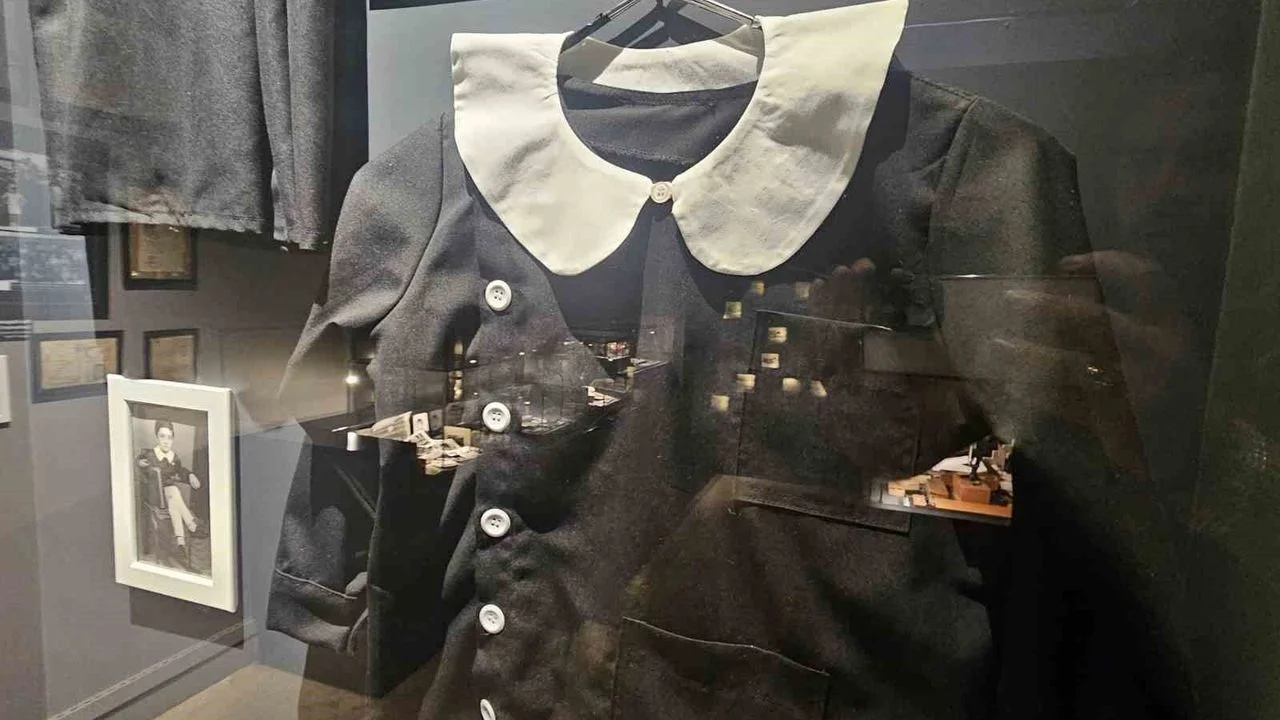 Elazığ Kent Müzesi’nde Nostaljik Yolculuk: Eğitim Tarihi Bölümü Ziyaretçi Akınına Uğruyor
