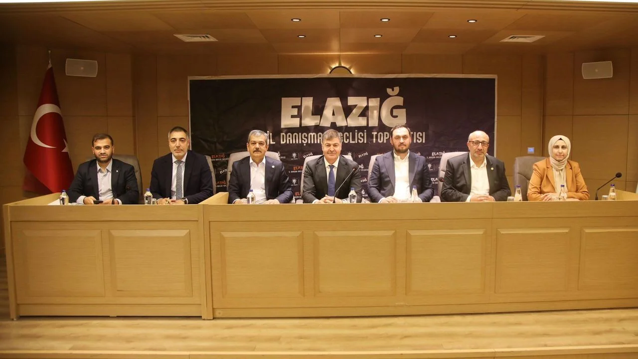 AK Parti Elazığ Teşkilatında Yeni Dönem Yol Haritası Belirlendi
