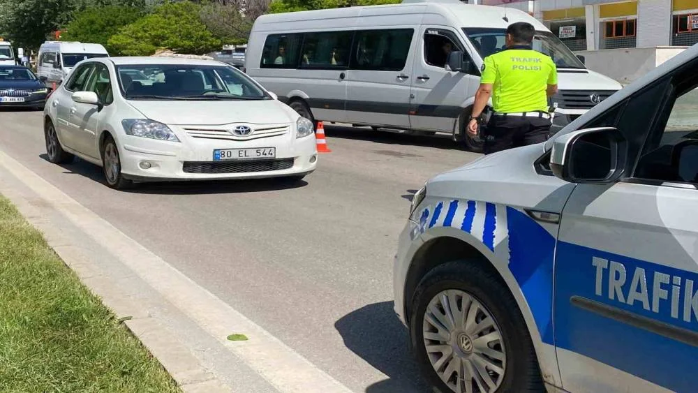 Elazığ’da Yaya’ya Çarparak Yaralayan Otomobil Kazası