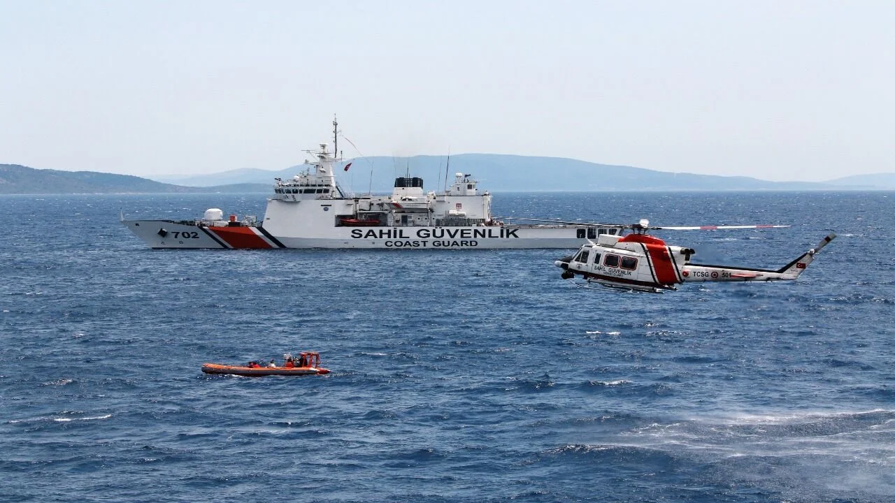 Sahil Güvenlik’ten Nefes Kesen Operasyon: Eş Zamanlı Müdahale