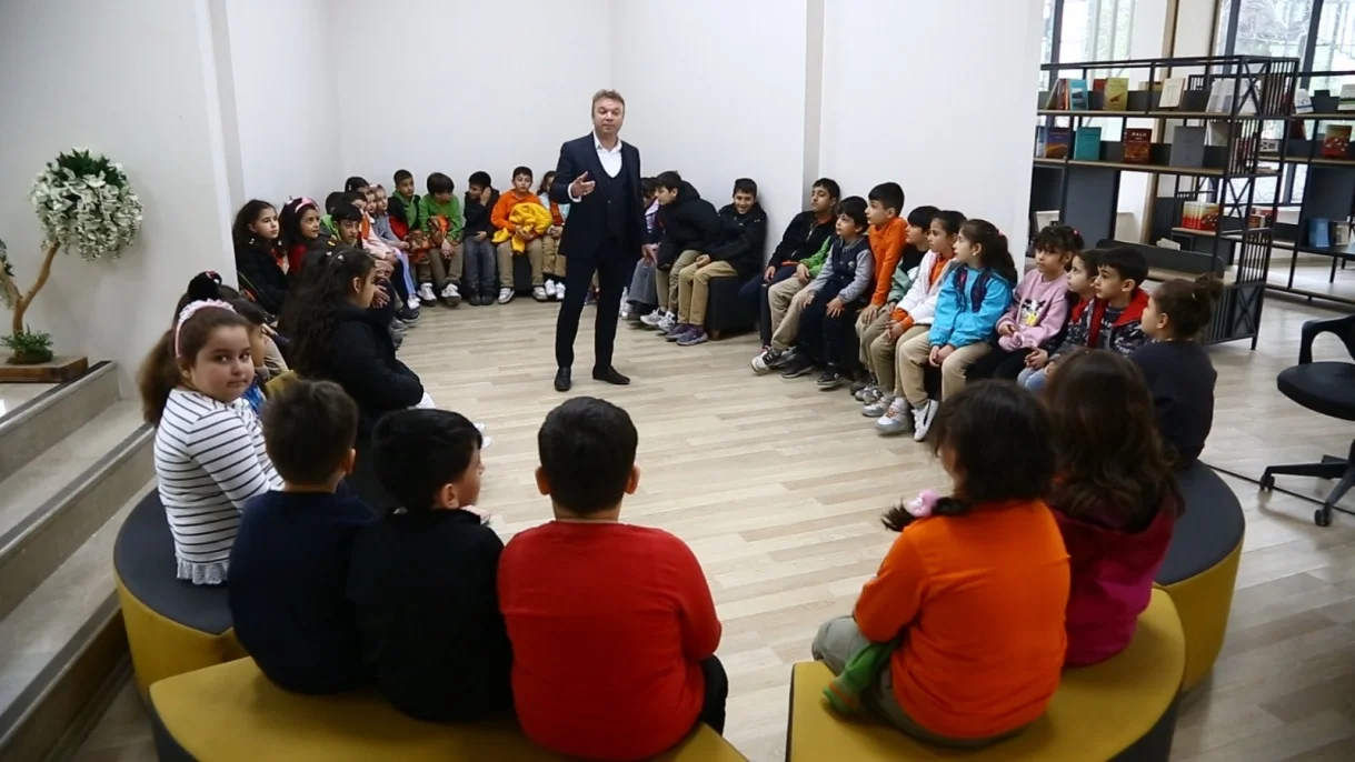 Öğrencilerden Elazığ Belediyesi Kütüphanelerine Tam Not