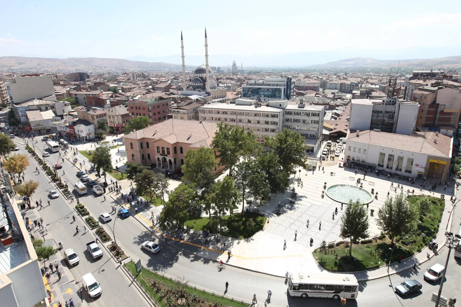 Elazığ’da Hayat Pahalılığı: Asgari Ücretle Yaşamak Artık Hayal