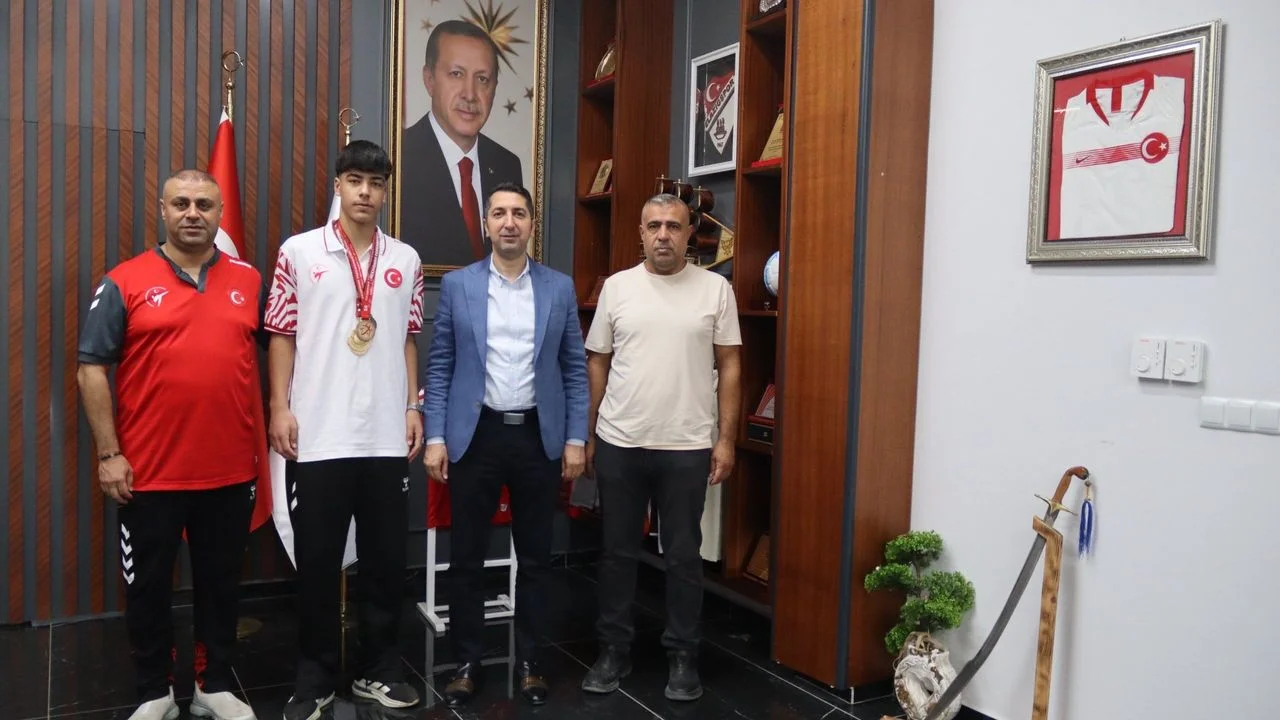 Batumi Open Şampiyonu Direnç Kip’e Elazığ’da Coşkulu Karşılama