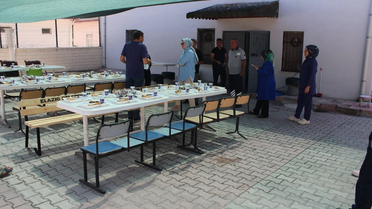 Elazığ Ruh Sağlığı Hastanesi’nde Sosyal Rehabilitasyon Etkinliği: Hastalara Moral Desteği