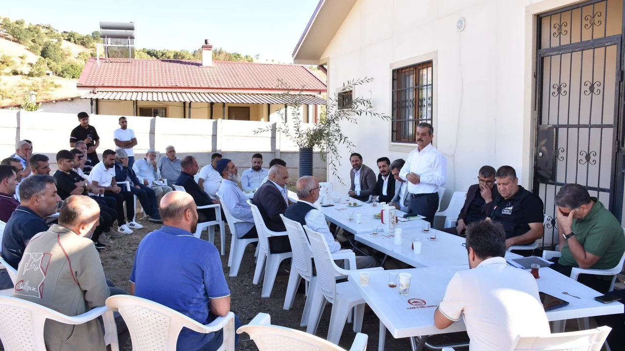 Milletvekili Erol Keleş’ten Sivrice’de Saha Mesaisi: Uslu Köyü’nün Sorunlarını Yerinde İnceledi