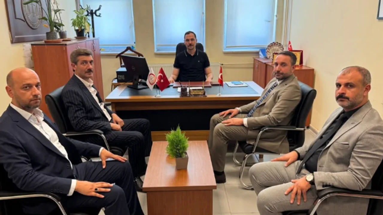 Hizmet-İş Elazığ Şubesi’nde Yeni Dönem Başladı: Mazbata Teslim Alındı