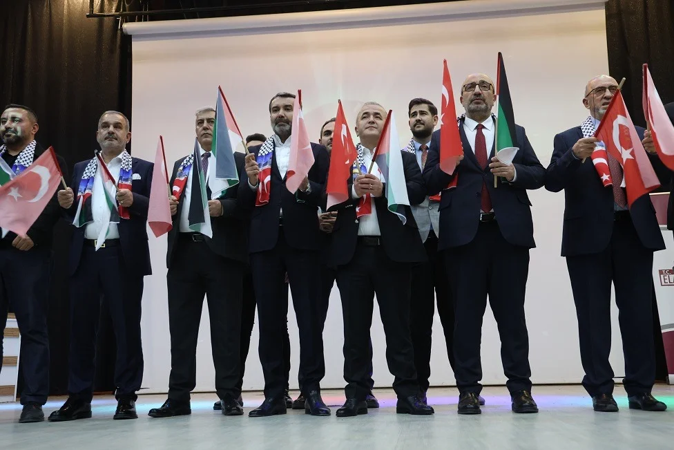 Elazığ’da “Gazze İçin El Ele” Kampanyasında, Sms Hariç Yaklaşık 20 Milyon Lira Bağış Toplandı