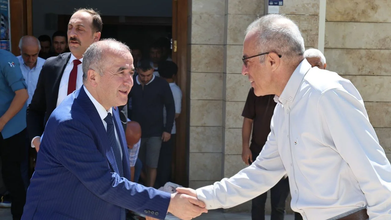 Elazığ Valisi Numan Hatipoğlu’ndan Halkla Doğrudan İletişim: Cuma Buluşmaları Sürüyor