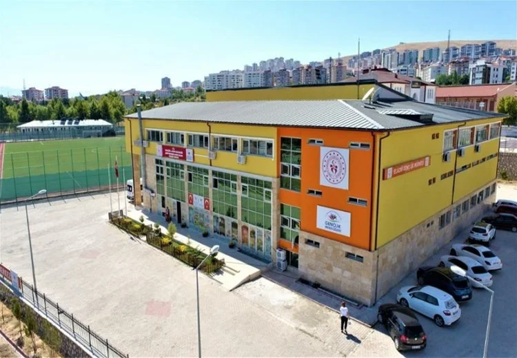 Elazığ Gençlik Merkezi’nde Yeni Dönem Başlıyor