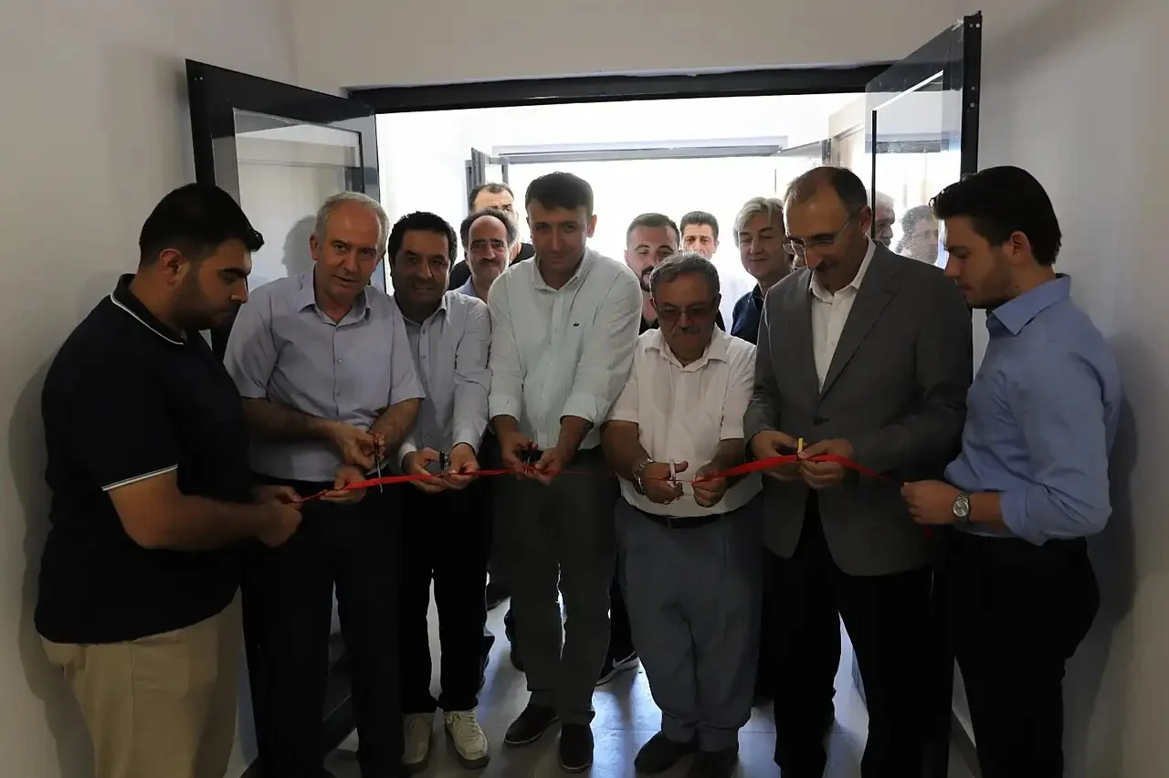 Fırat Üniversitesinde Uygulama ve Araştırma Merkezinin Açılışı Yapıldı