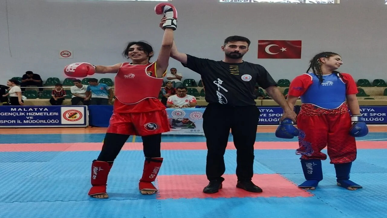 Elazığlı Wushu Kung Fu Sporcuları Malatya’da Madalyalara Ambargo Koydu