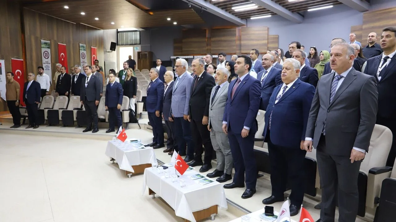 Fırat Üniversitesi’nde Stratejik Zirve: Su ve Gıda Güvenliği Masaya Yatırıldı
