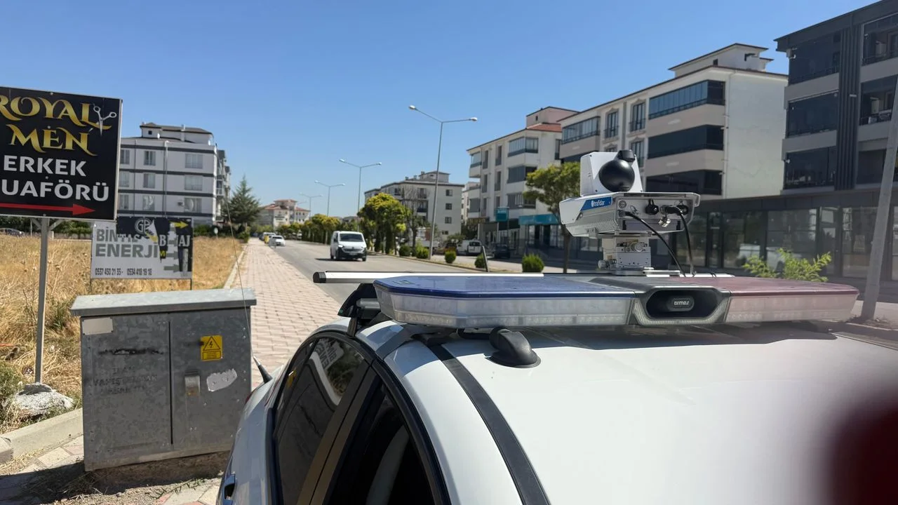 Elazığ’da Trafik Ekiplerinden Sıkı Denetim: Hız İhlallerine Geçit Yok