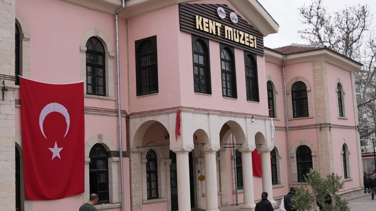 Elazığ’da Müzeler Şehri Hamlesi: Tarih ve Kültür Turizmde Canlandı