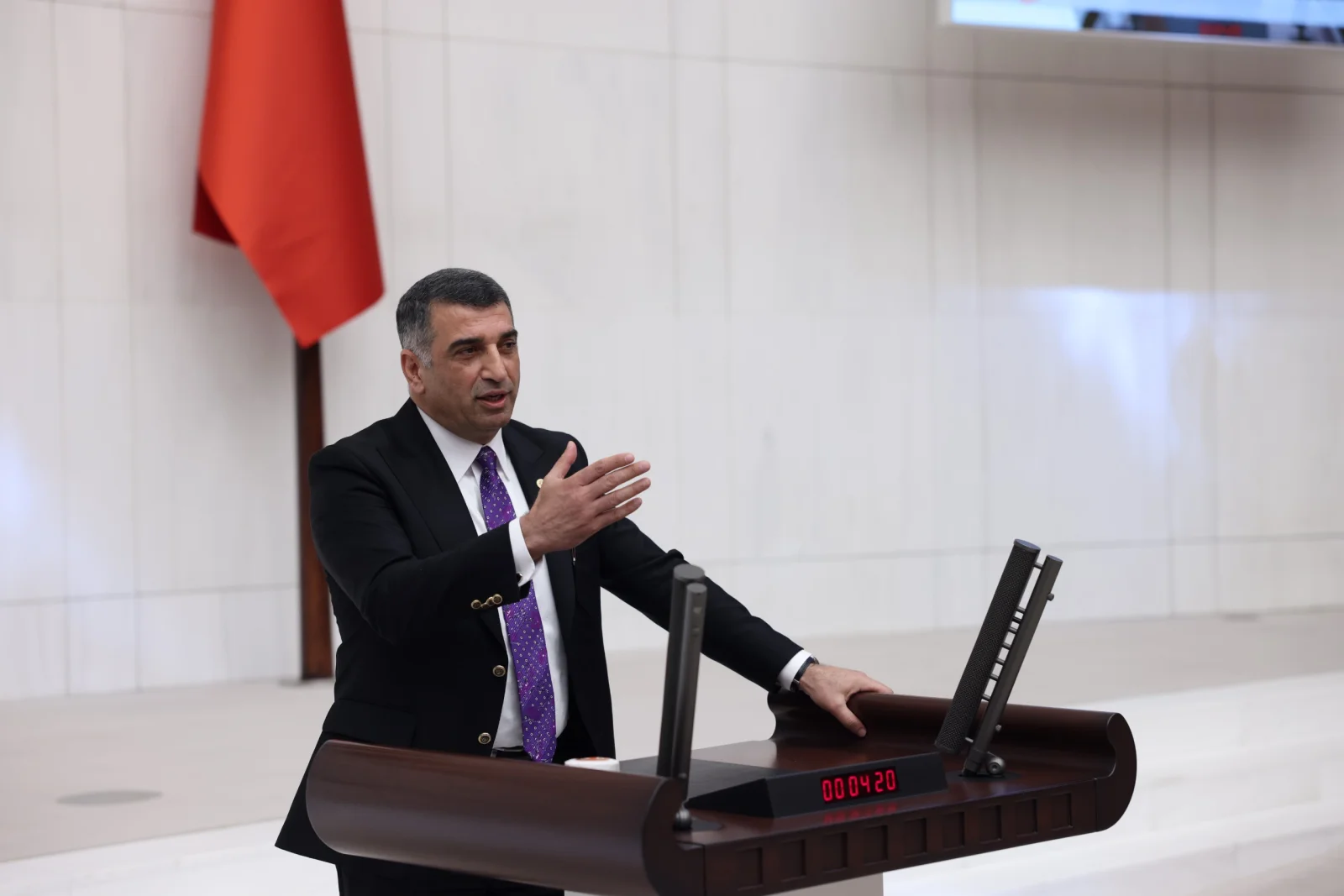 CHP MİLLETVEKİLİ EROL: “TÜİK NÜFUS VERİLERİ ELAZIĞ’I HAREKETE GEÇİRMELİ”