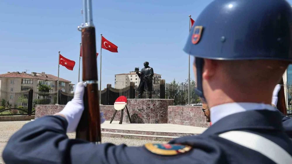 Elazığ’da Jandarma Teşkilatının 185. Kuruluş Yıldönümü Coşkuyla Kutlandı