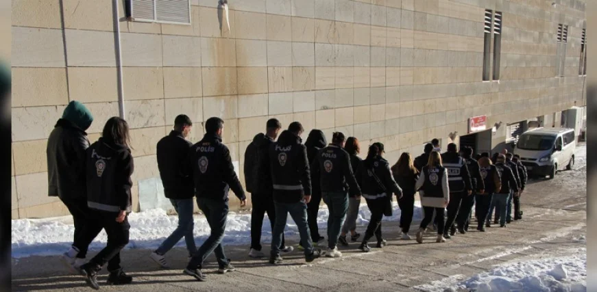 Elazığ Merkezli 9 İlde Siber Dolandırıcılık Operasyonu