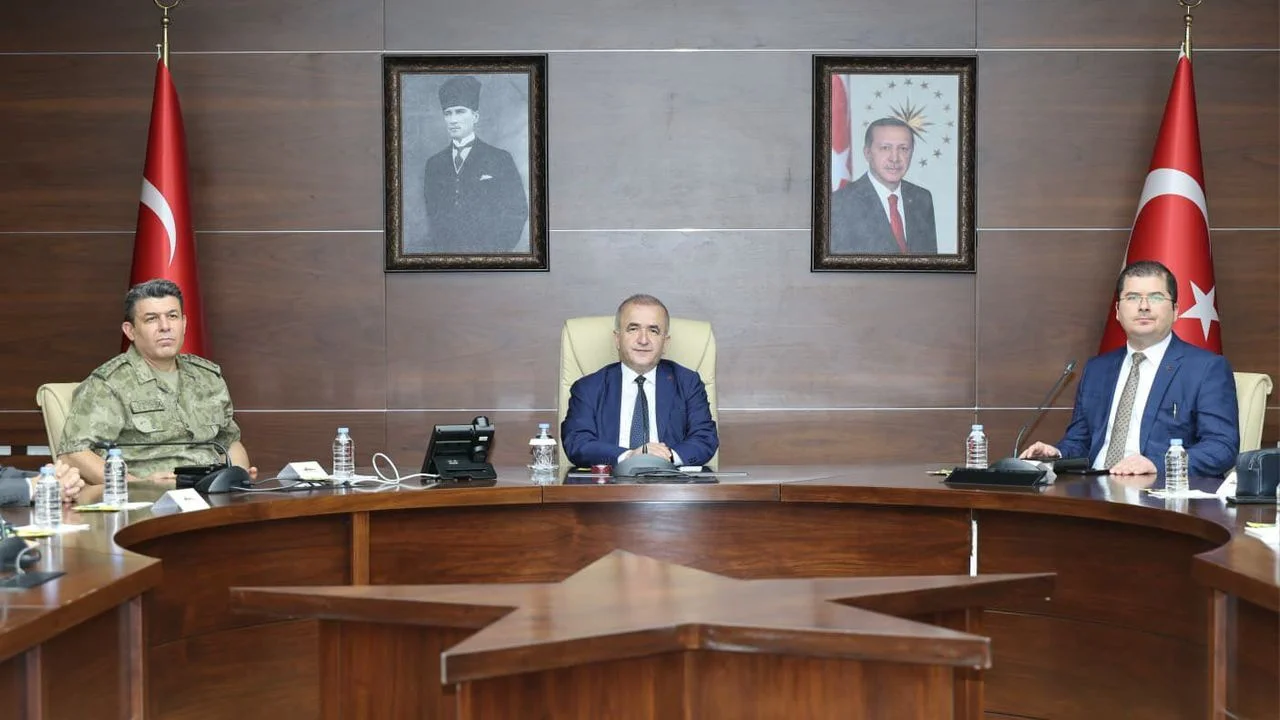 Elazığ’da Güvenlik Zirvesi: Huzur ve Asayiş İçin Koordinasyon Mesajı