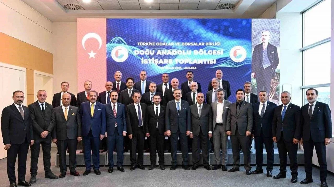 Başkan Dumandağ, Doğu Anadolu Bölgesi İstişare Toplantısı’na Katıldı