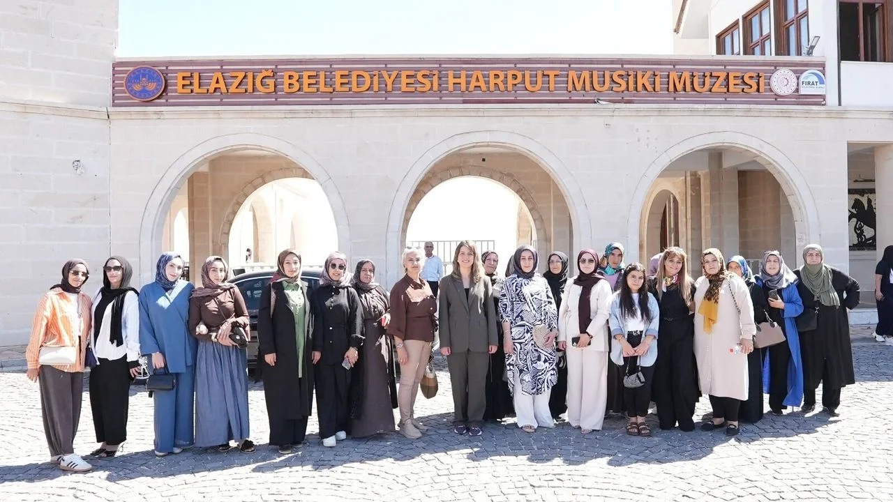 Elazığ’da Kadınlar Şehrin Dönüşümüne Tanıklık Ediyor