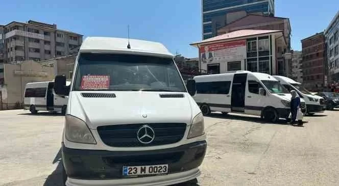 Elazığ’ın O Mahallesinde Minibüs Sefer Saatleri Değişti!