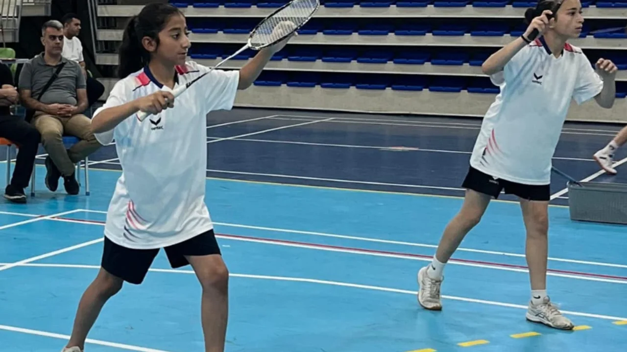 Elazığ’ın Badminton Yıldızları Türkiye Finalleri İçin Mersin Yolcusu