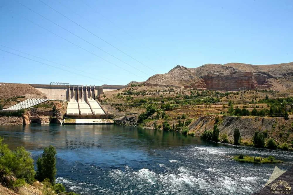Fırat Nehri ve Keban Baraj Gölü’nde Suya Girişler Yasaklandı