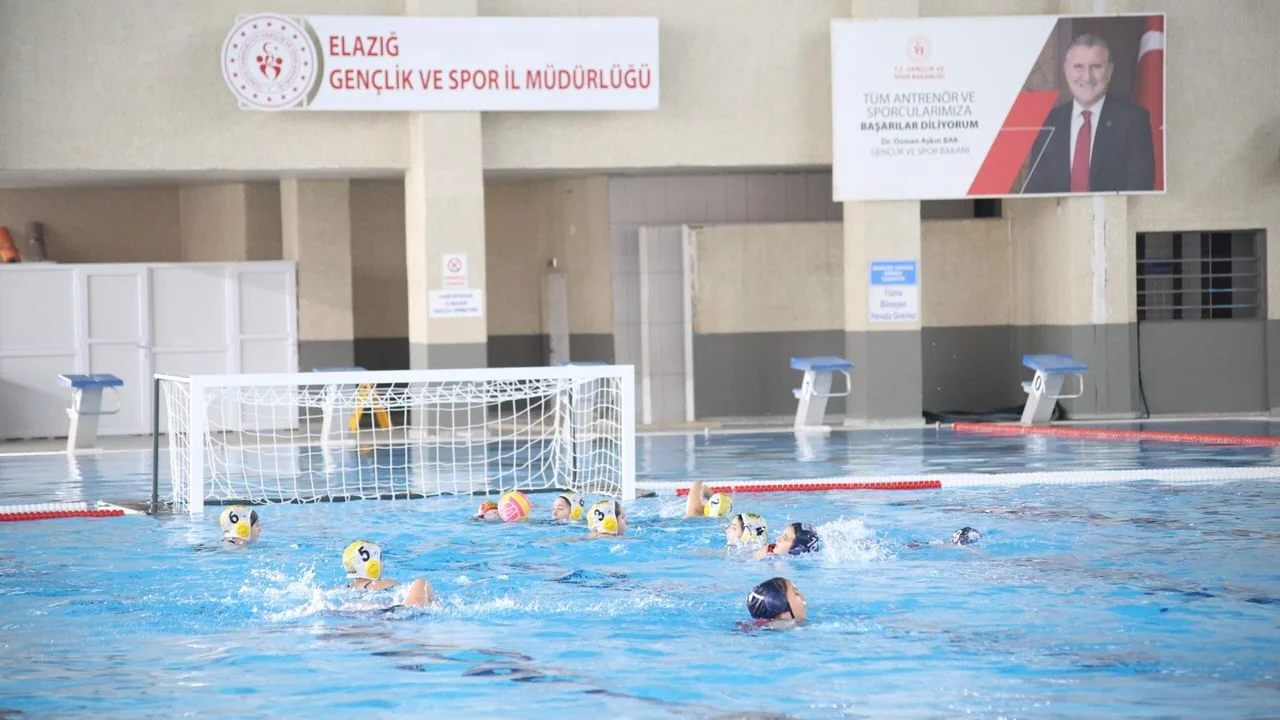Elazığ Sporunda Büyük Yükseliş: Takımlar Bir Üst Lige Taşınıyor