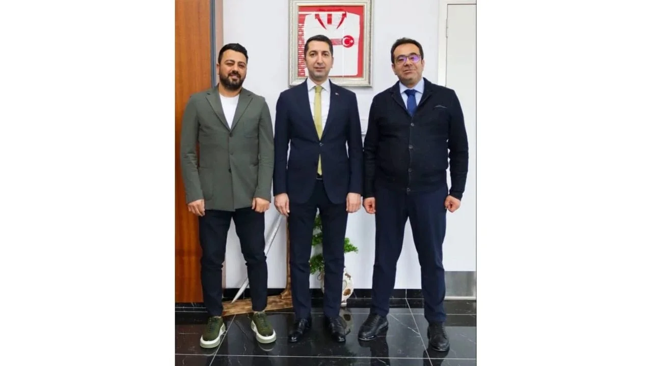 Elazığspor Yönetimi’nden İl Müdürü Abdulsamet Eren’e Ziyaret