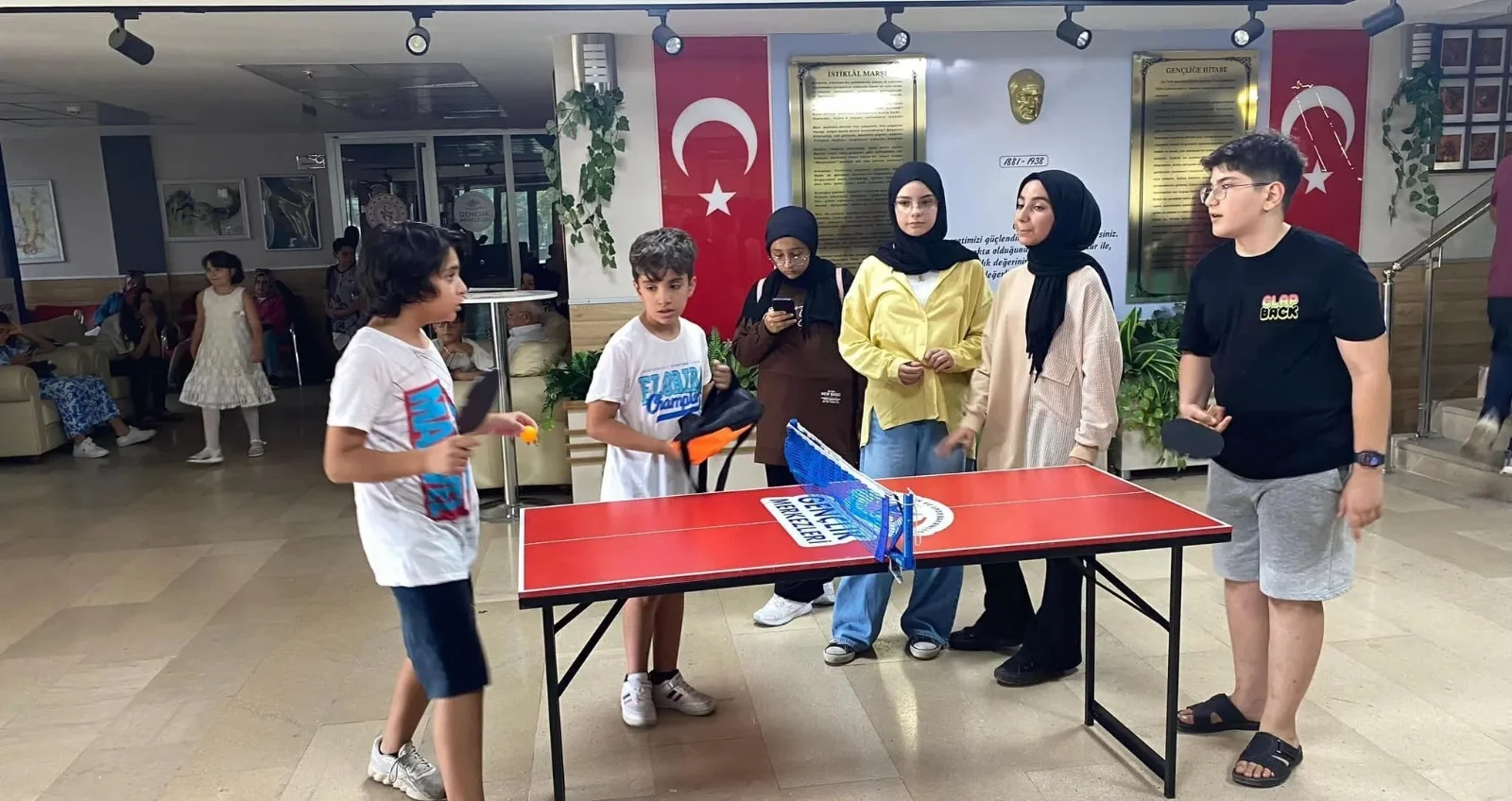Elazığ’da Çocuklar Yaz Okullarıyla Hem Eğleniyor Hem Öğreniyor