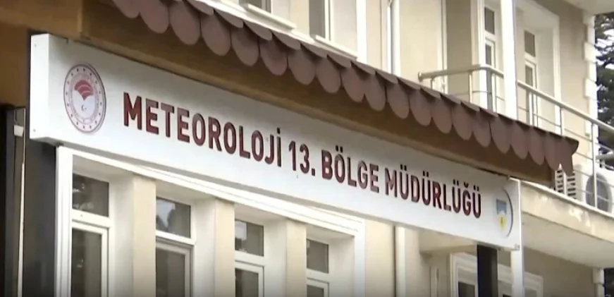 Sıcaklıklar, Mevsim Normallerinin 10 İla 12 Derece Üzerinde Seyredecek