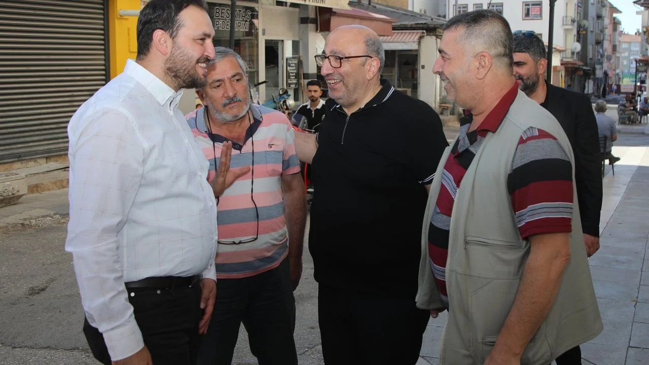 AK Parti Elazığ Heyetinden Kapalı Çarşı’ya Çıkarma: Esnafın Nabzı Tutuldu