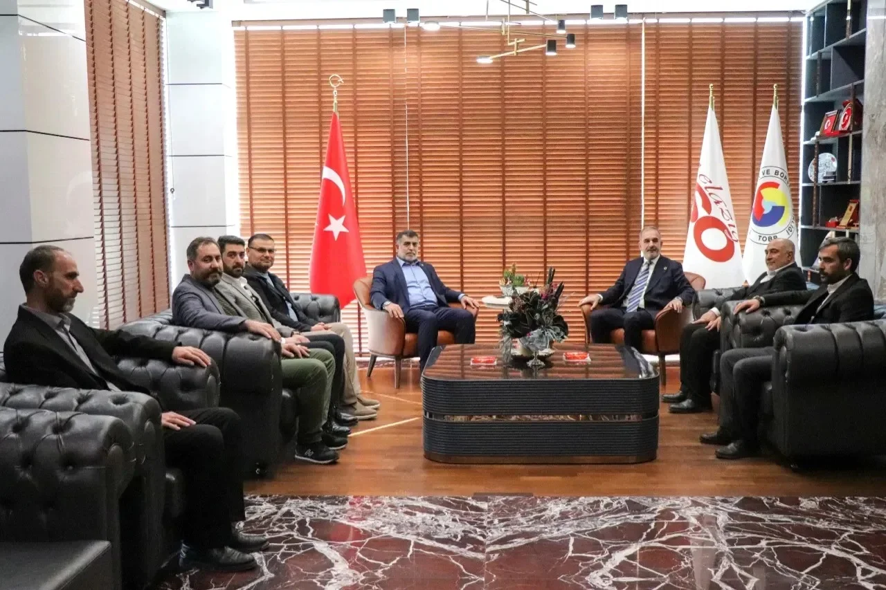 HÜDA PAR’dan Başkan Alan’a Ziyaret
