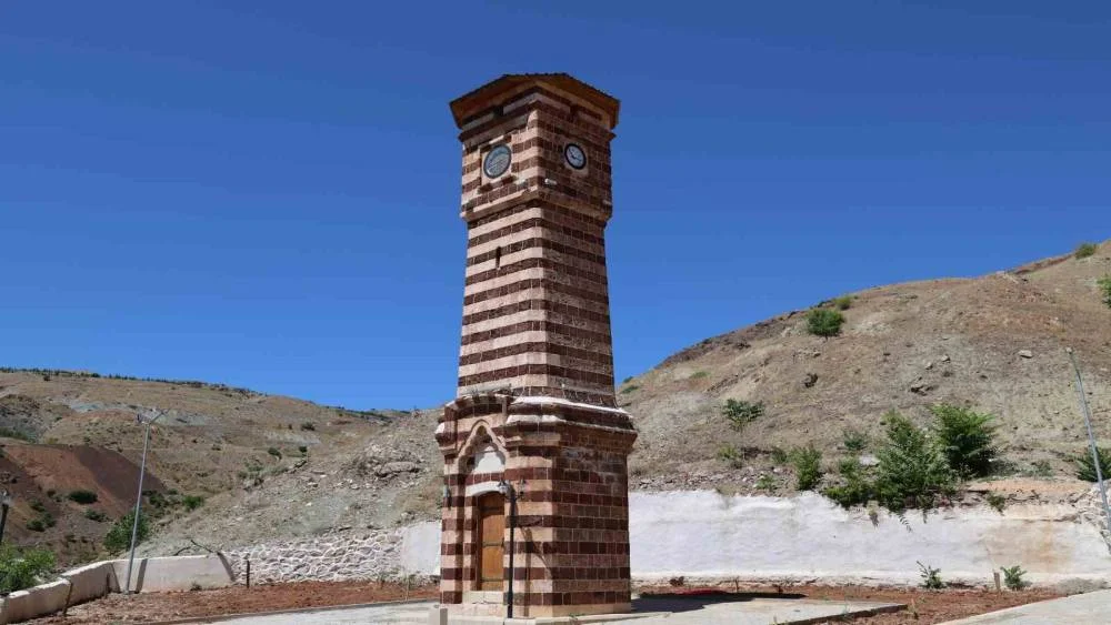 125 Yıllık Tarihi İle Dimdik Ayakta: Elazığ Maden Saat Kulesi