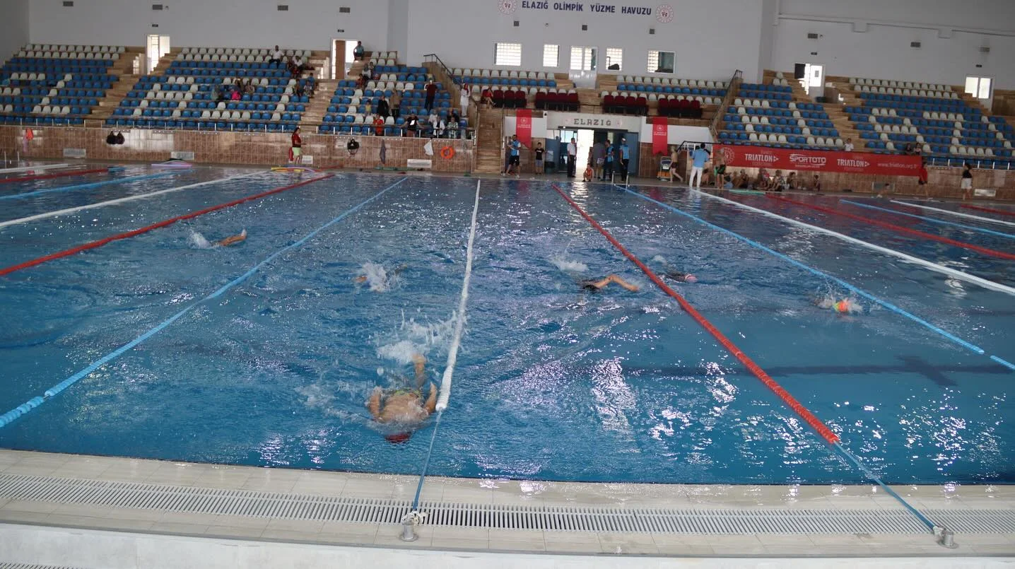 12. Bölge Triatlon Şampiyonası Elazığ’da Gerçekleştirildi
