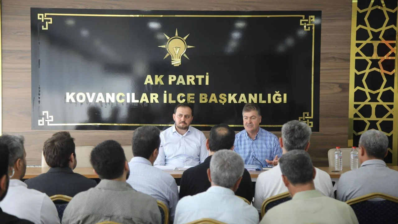 AK Parti Kovancılar’da Yeni Dönem İçin Temayül Heyecanı