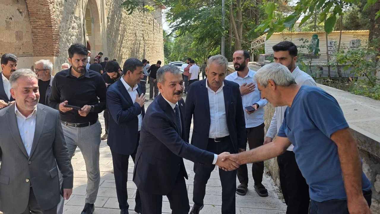 Erol Keleş’ten Tarihi Harput’ta Cuma Mesaisi