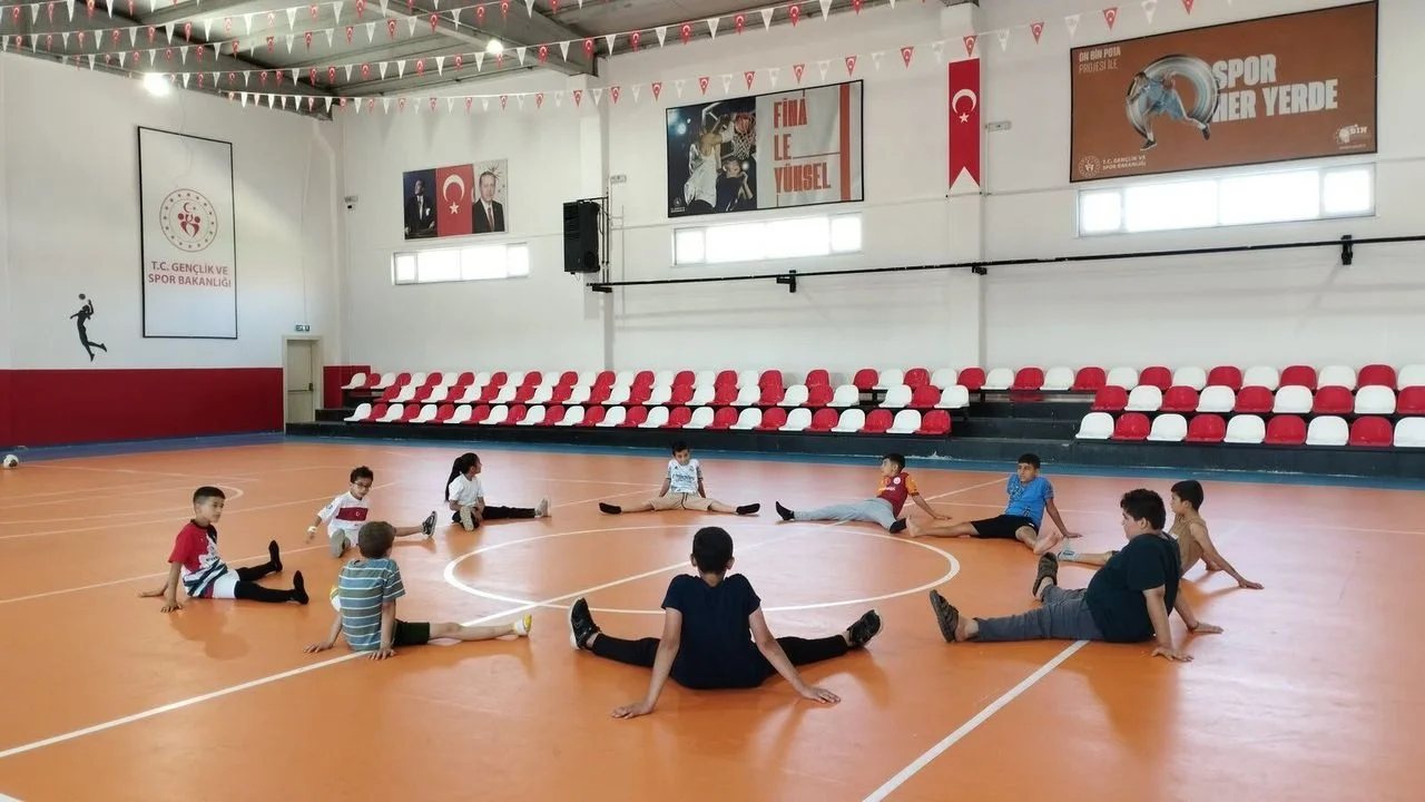 Elazığ’da Yaz Spor Okulları: Gençlerin Enerjisi Sahalara Taşıyor